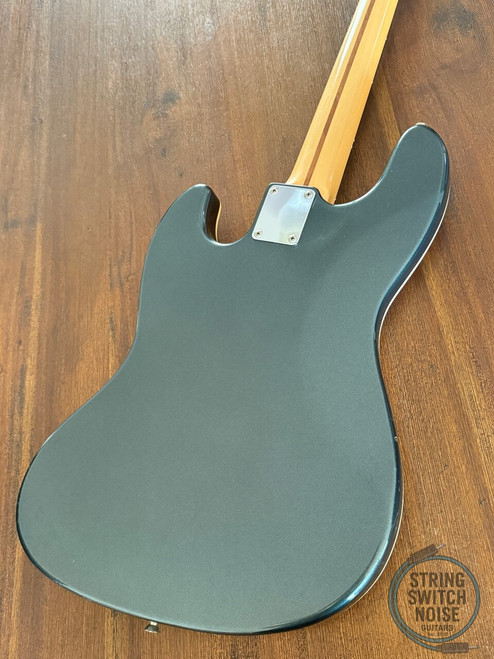 Fender Jazz Bass, Aerodyne, 2005, Dolphin Grey -