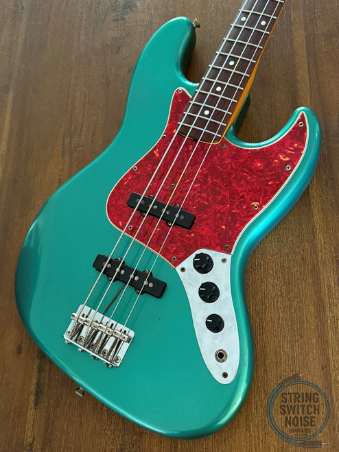 Fender Jazz Bass, ‘62, Ocean Turquoise Metallic, 1986, E Serial Fender Jazz Bass, ‘62, Ocean Turquoise Metallic, 1986, E Serial