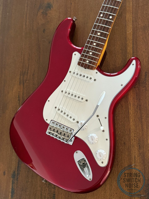 Fender Stratocaster, ’62, Candy Apple Red, 2006, USA Vintage Pickups Fender Stratocaster, ’62, Candy Apple Red, 2006, USA Vintage Pickups