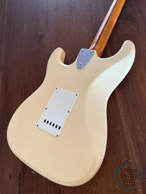 Fender Stratocaster, ‘72, Olympic White Aged, 1986, E Serial