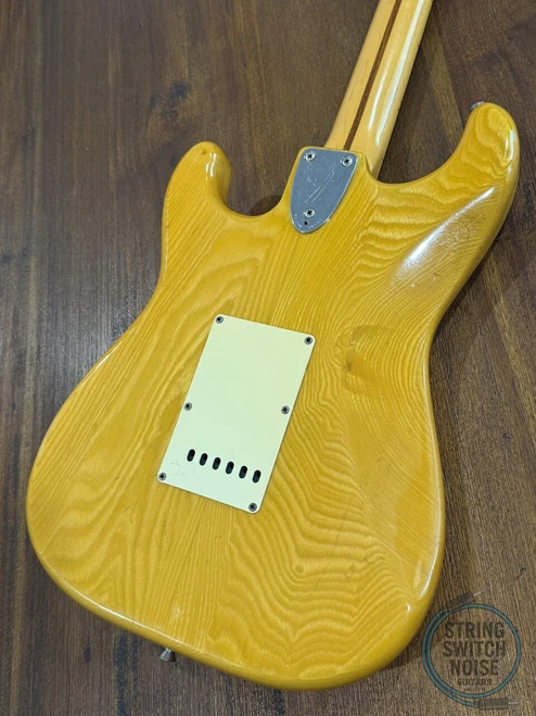 Fender Stratocaster, ‘72, Natural Ashwood, 1989, “J” Serial