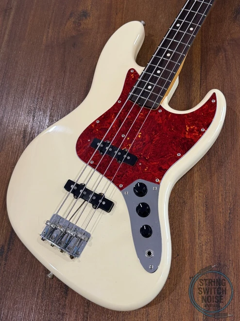 Fender Jazz Bass, ‘62, Vintage White, 1989, Outstanding Condition