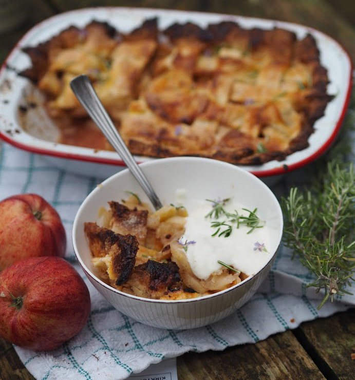 Ginger Rosemary Apple Pie Image