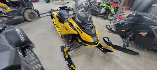 2024 MXZ X 850 E-TEC 137 YELLOW