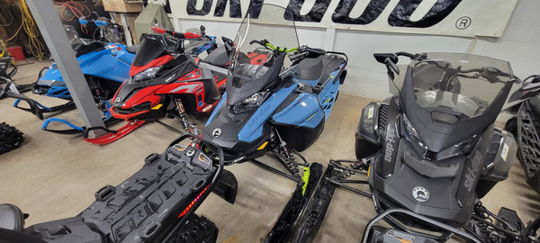 2022 RENEGADE ENDURO 900 ACE TURBO BLUE