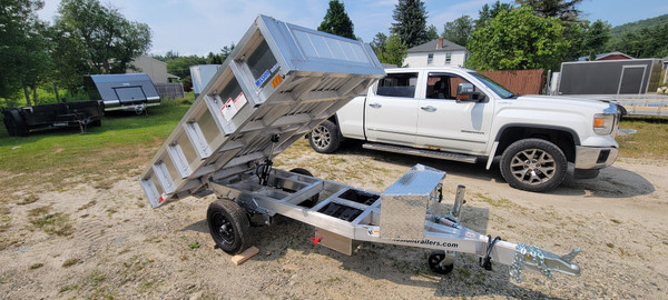 MISSION 4.5X8 DUMP TRAILER
