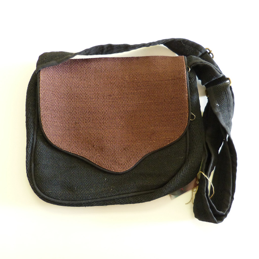 Earth Divas Hemp Handbag (Black & Brown)