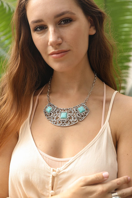 Beautiful Silver Collar Turquoise Necklace
