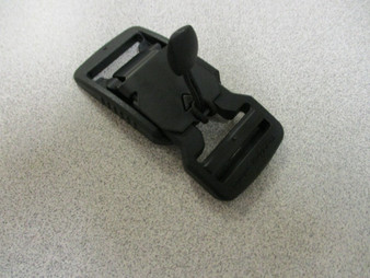 BLACK METAL V-BUCKLE W/PULL TAB FOR SUNSHADE CANVAS