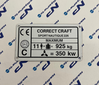 CE CAPACITY LABEL SPORT NAUTIQUE 226 11 PERSONS 925 kg 350 kw
