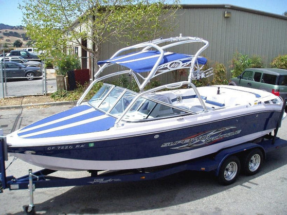 BIMINI-TOWER---2008 220- UNDER-- FCT 3RD GEN- JET BLACK