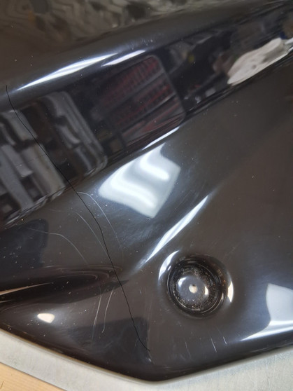 COVER, NSS 230 BLACK  SIDE - PORT -OPEN BOX