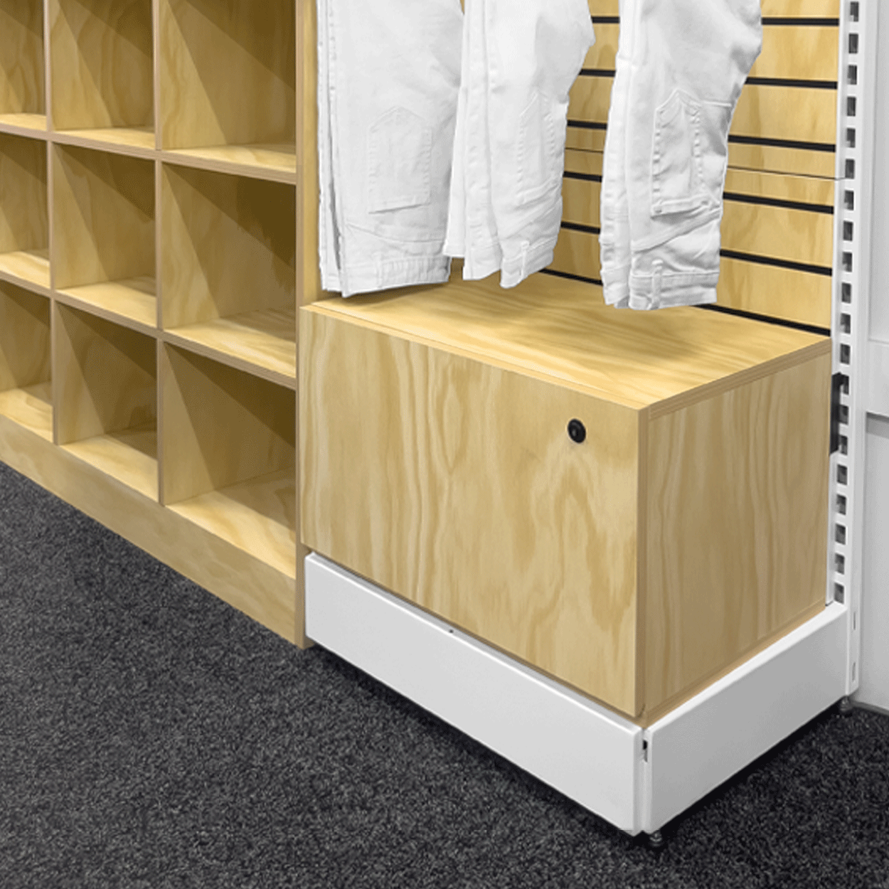 MAXe drawer unit 600mm bay 599 W x 360 H x 400 mm  D(E61306.4OAK)