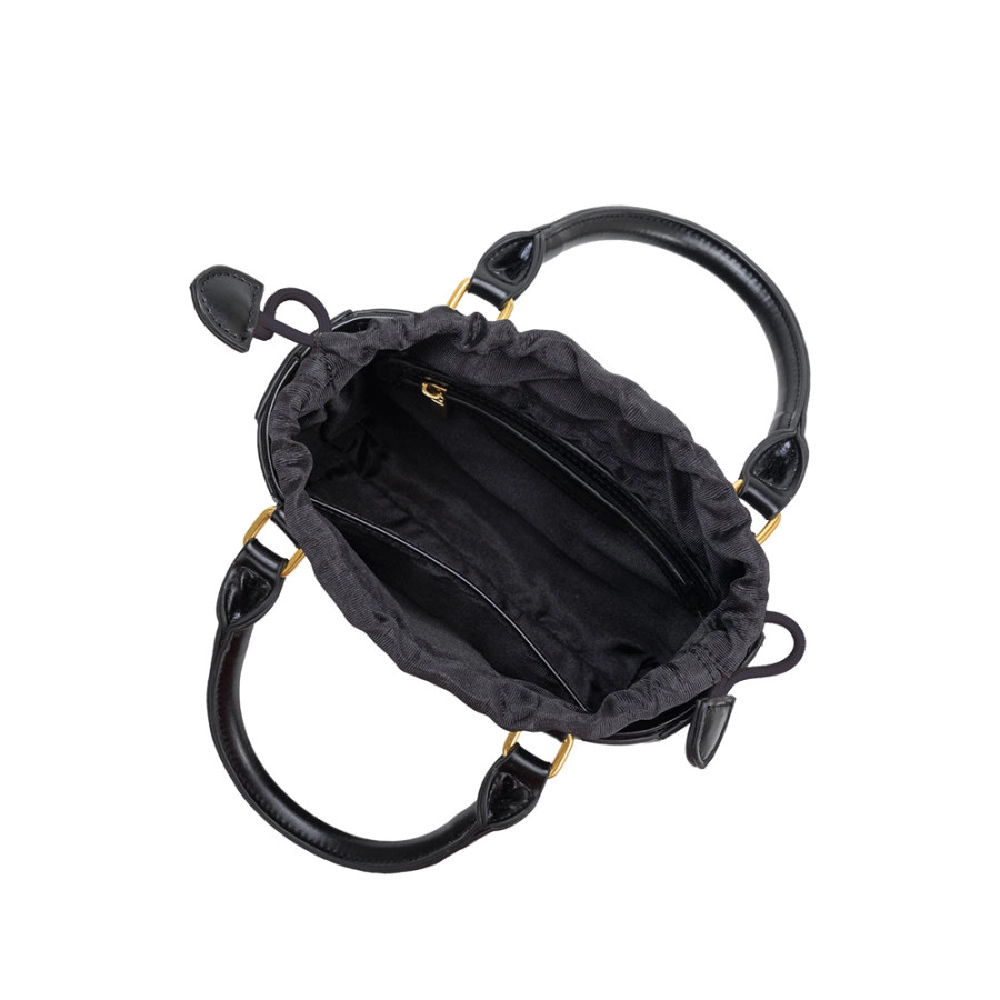 Corey Accordion Crossbody {Black}