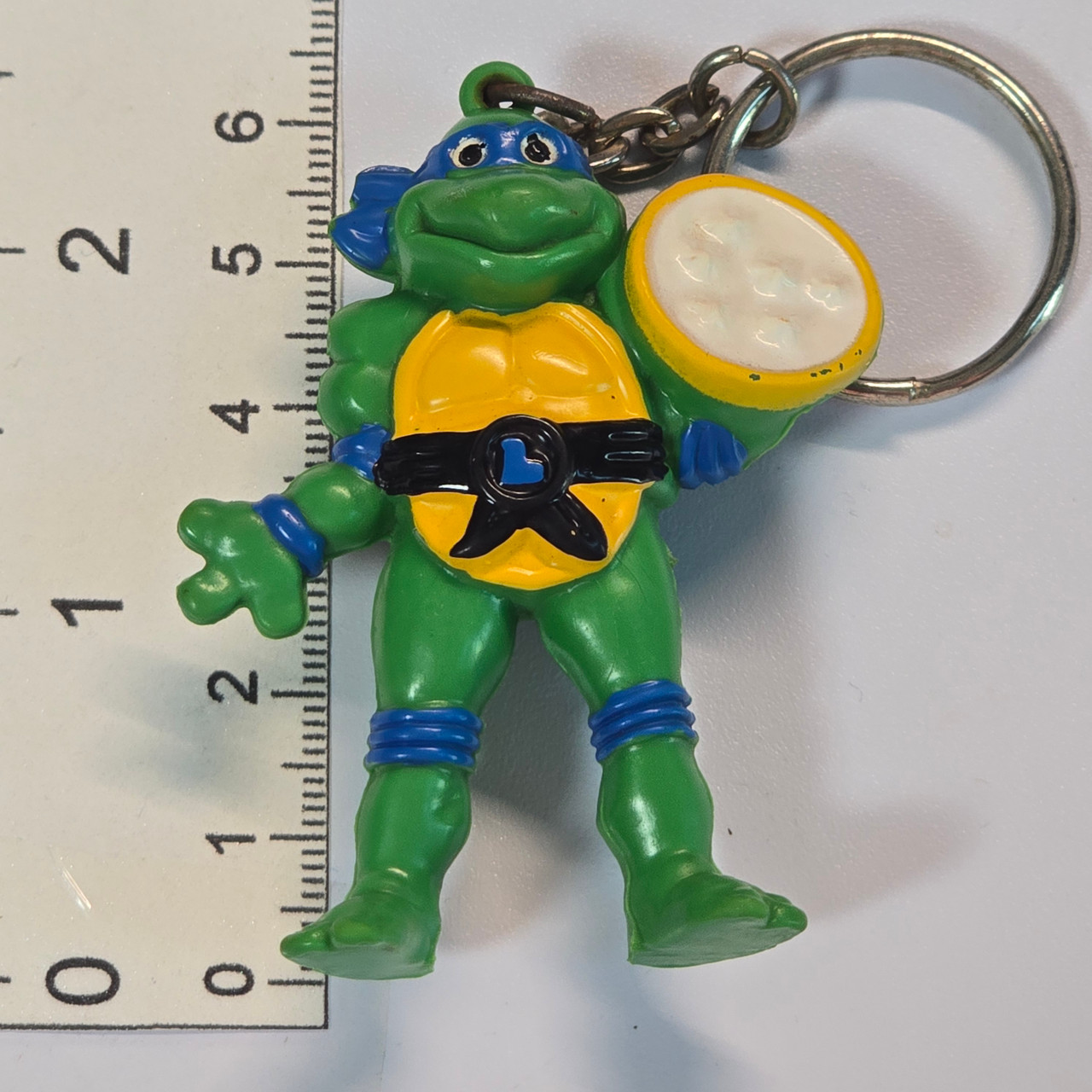 Japanese TMNT Mini Figure Keychain - Leonardo w/ Pizza - 20260407