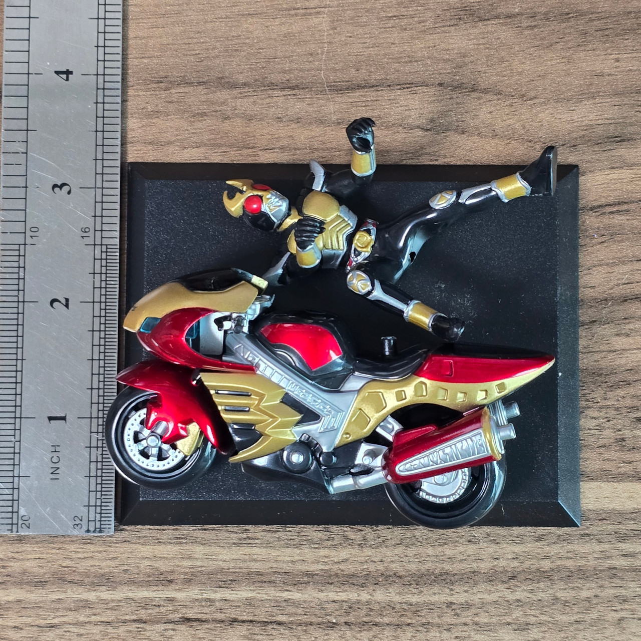 Kamen Rider Agito Mini Figure w/ Bike & Stand 20240403B RWK312