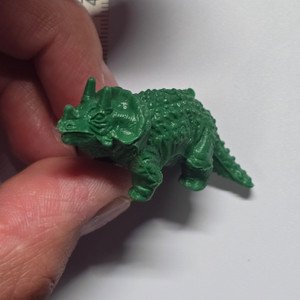 Dinosaur Keshi - Green #03 - 20250630 - RWK542 Dinosaur Keshi - Green #03 - 20250630 - RWK542