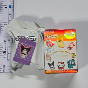 Sanrio X Jandoon Official Teeny Tiny Mini Figure Series - Kuromi - 20251231 - RWK592