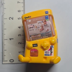 Gashapon Shoulder Lean Mini Figure - Yellow - 20260901