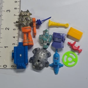 Mini Figure Junk Trash Garbage Lot - Parts & Shit - 20260907