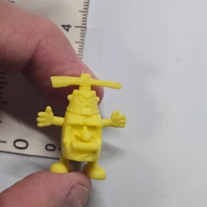 Robo Dachi Series - Yellow #01 - 20261023