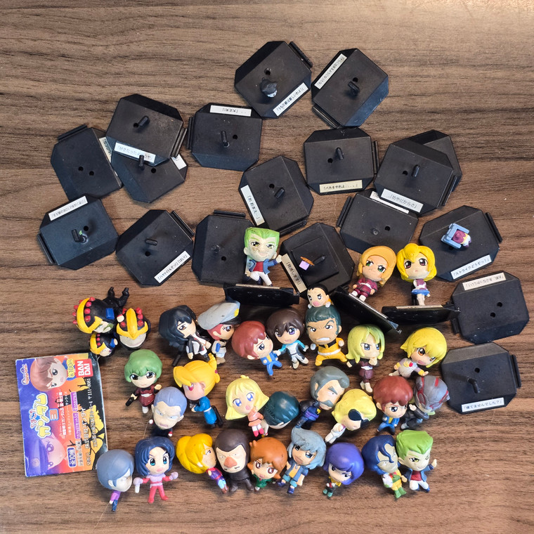 Gundam Series Mini Figure Dirty Junk Trash Lot - 20241104
