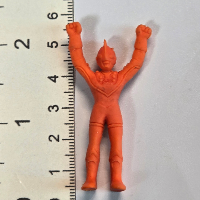 Ultraman Hero - Orange #04 (SLIGHTLY STAINED / DISCOLORED) - 20260324 - RWK617