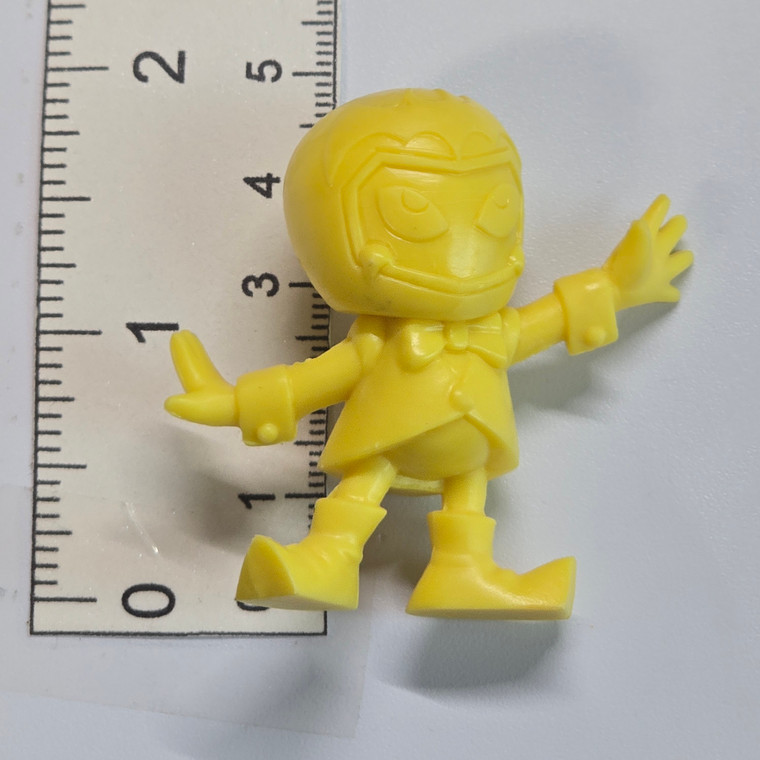 Super Bomberman Series - Yelow #03 (MISSING CAPE AND BADLY STAINED) - 20260508 - RWK644