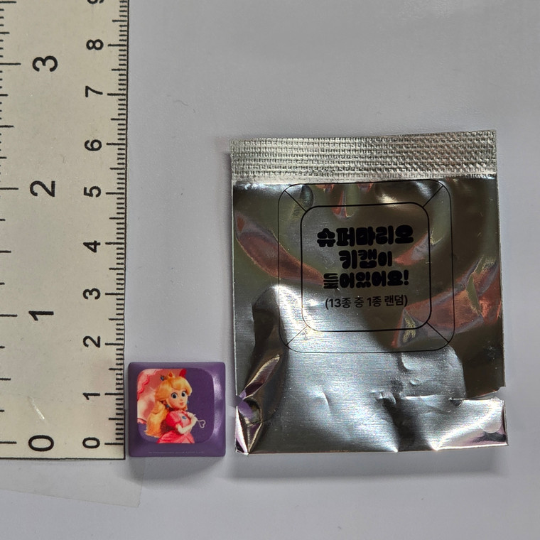 The Super Mario Galaxy Movie Korean Exclusive Keycap (GS25 CONVENIENCE STORE EXCLUSIVE) - Princess Peach - 20260528 - RWK649