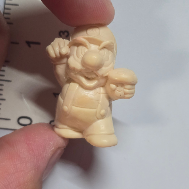 Super Mario Series - White - Super Mario Holding Mushroom (HANDS UP) (STAINED) - 20260604 - RWK623