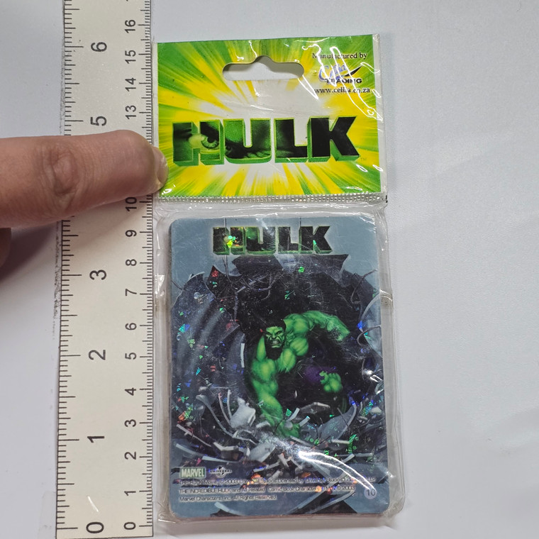 Hulk Marvel Trading Card Pack (CRAPPY AF CARDS, BUT I ACTUALLY THINK THEY ARE OFFICIAL) (2003) - 20260604 - RWK622