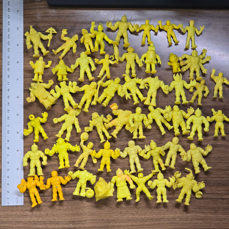 Mixed Condition Kinkeshi Lot (SOME ARE FINE, SOME ARE STAINED OR DAMAGED OR WHATEVER) - Yellow (50x PIECES) - 20260617 - RWK623