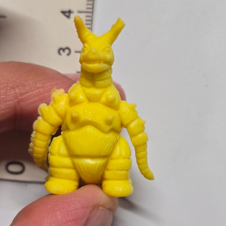 Ultraman Series Kaiju - Yellow - Gudon - 20260714 - RWK667