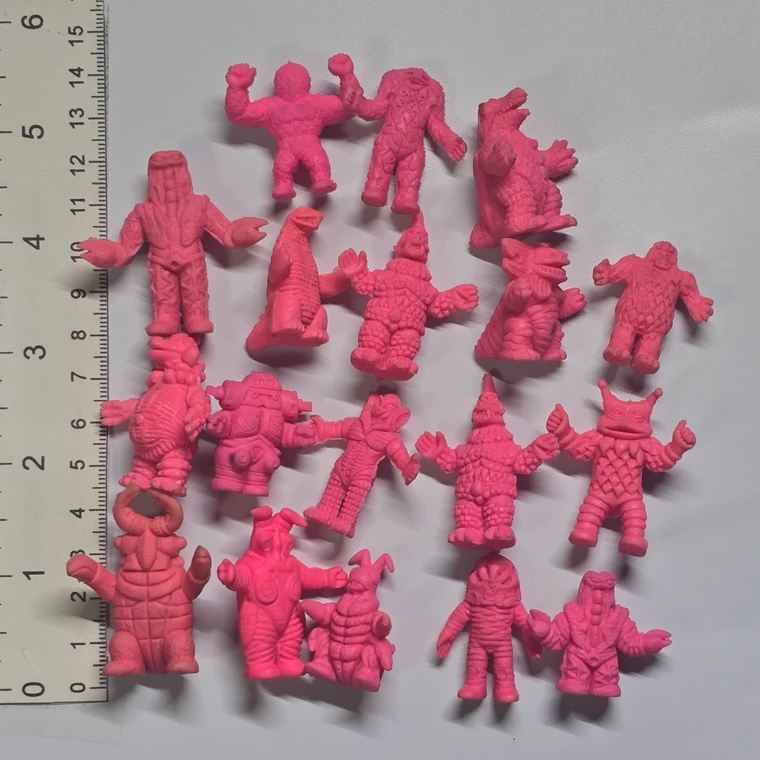 Mixed Condition Kaiju Keshi Lot - Pink (18x PIECES) - 20260718