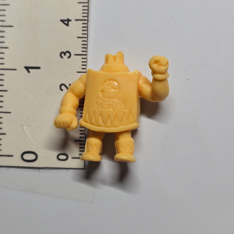 PACHI / BOOTY BOOT Chibi Kinkeshi - Ivory - Spray Genie - 20260721 - RWK677