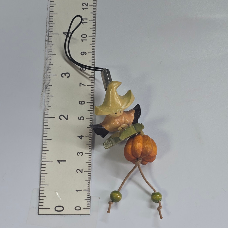 Boy & Pumpkin Wooden Keychain Charm Strap - 20260910