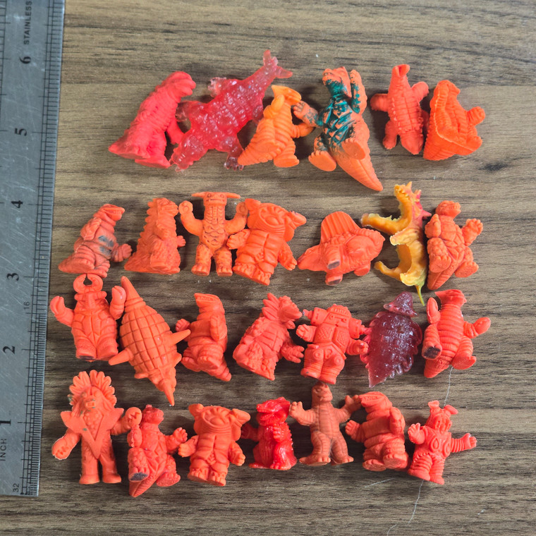 Ultraman Series Kaiju JUNK TRASH DIRTY STAINED SHIT Keshi Lot - Orange / Red (27 Pieces) - 20260914