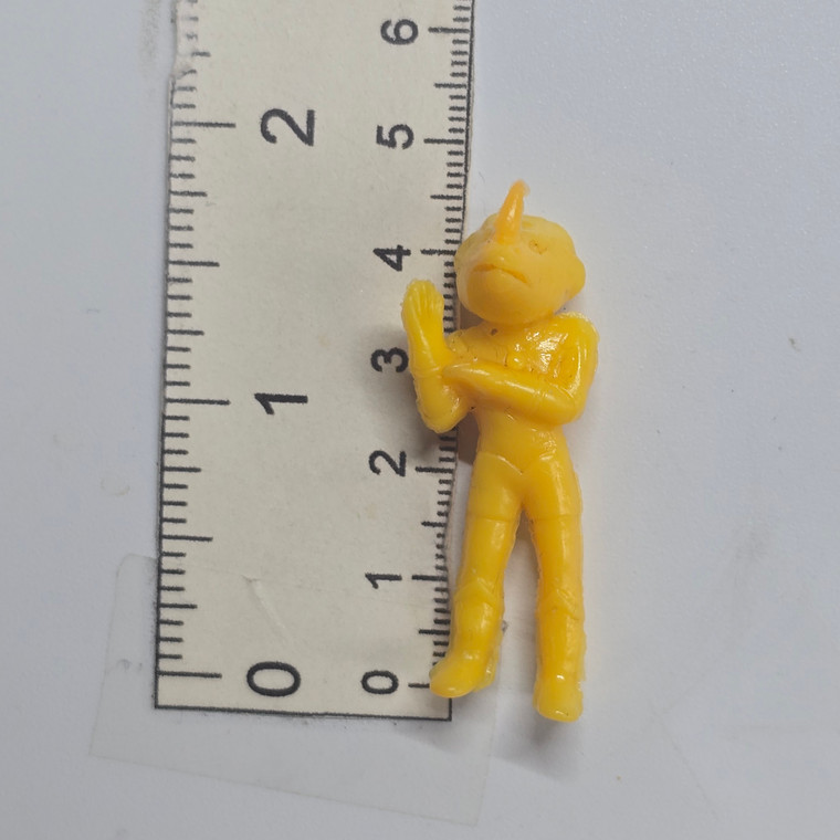 Ultraman Series Hero X Kaiju BOOTY BOOT Kitbash Keshi - Yellow - 20260930 - RWK657