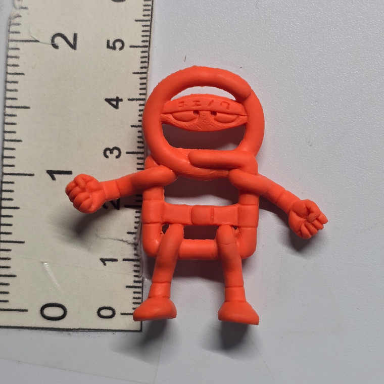 Kinkeshi - Orange - Chainman - 20261013 - RWK688