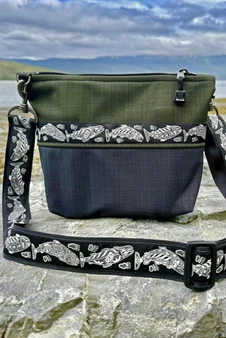 Big Dipper Bag  / (Softshell) /  Raven, Fjord / Salmon-Grey (trim)
