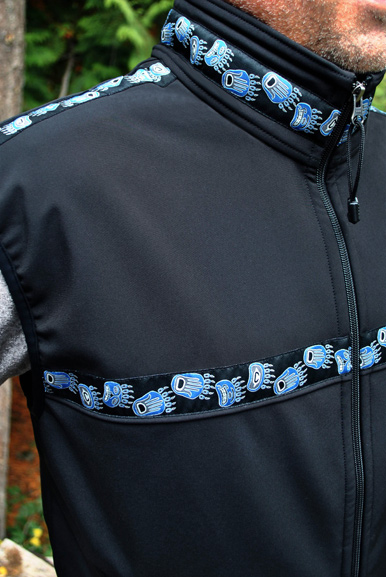 YUKON VEST / (Softshell) / Black with Bear Tracks (Blue) - Copper