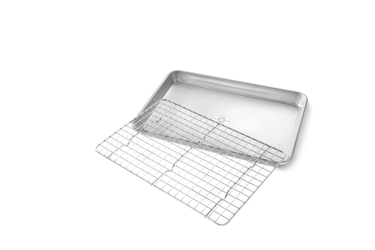USA Pan Bakeware Quarter Pan & Rack Set