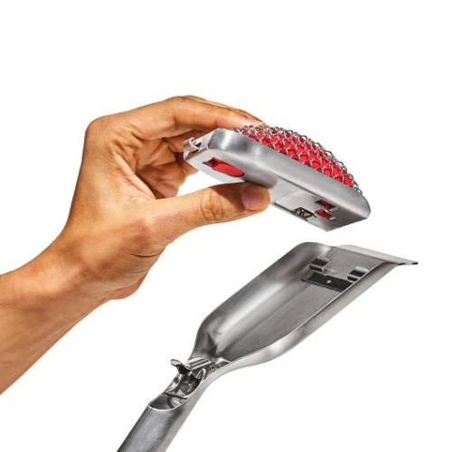 OXO Coiled Grill Brush with Replaceable Head OXO Coiled Grill Brush with Replaceable Head