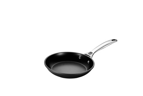 Le Creuset Toughened Nonstick PRO 8 inch Fry Pan