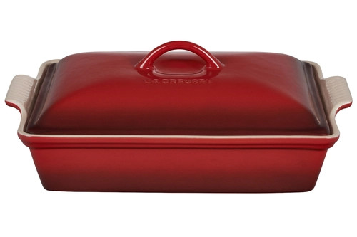 Le Creuset Stoneware Heritage 4 qt. Covered Rectangular Casserole - Cerise