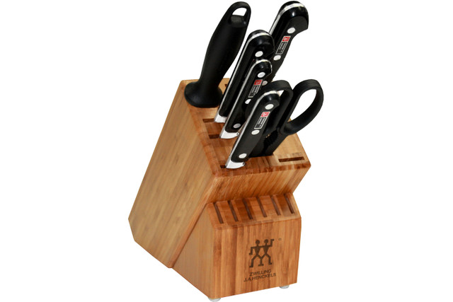 ZWILLING J.A. Henckels Pro 16-Piece Acacia Knife Block Set 38433