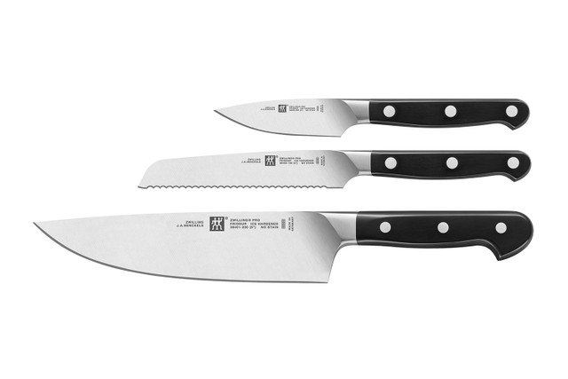 Pro-Series II 4 pc. Serrated Steak knives with triple rivet handle, 1 -  Metro Market