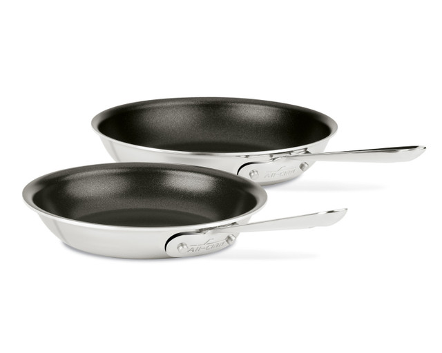 All-Clad, d3 Tri-Ply Deep Saute Pan - Zola