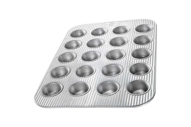 Cupcake & Muffin Pans – tagged silicone mini muffin pan – Kitchen Store &  More