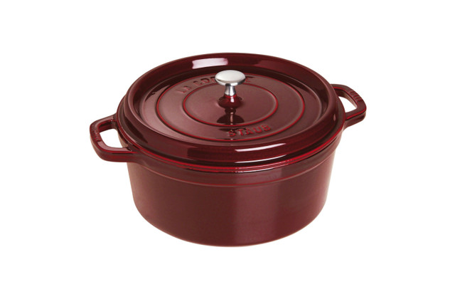 Viking 7qt Oval Enamel Coated Cast Iron Roaster/Dutch Oven, Red